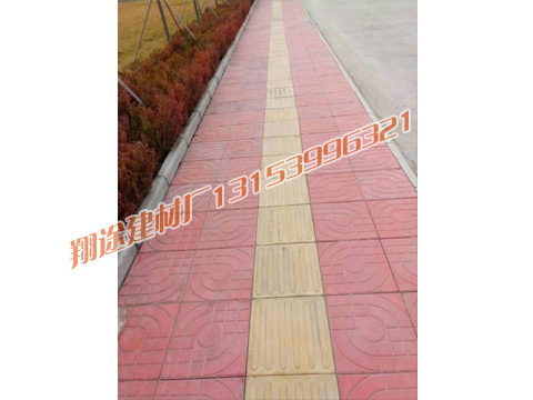 西班牙路麵磚鋪裝效果